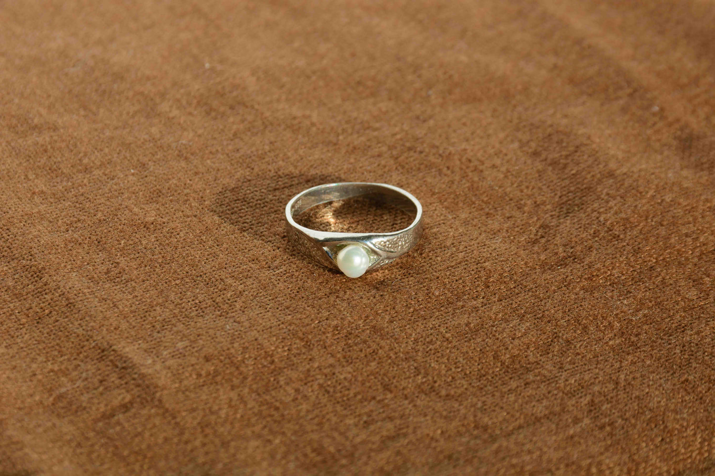 Zilver parel solitair ring