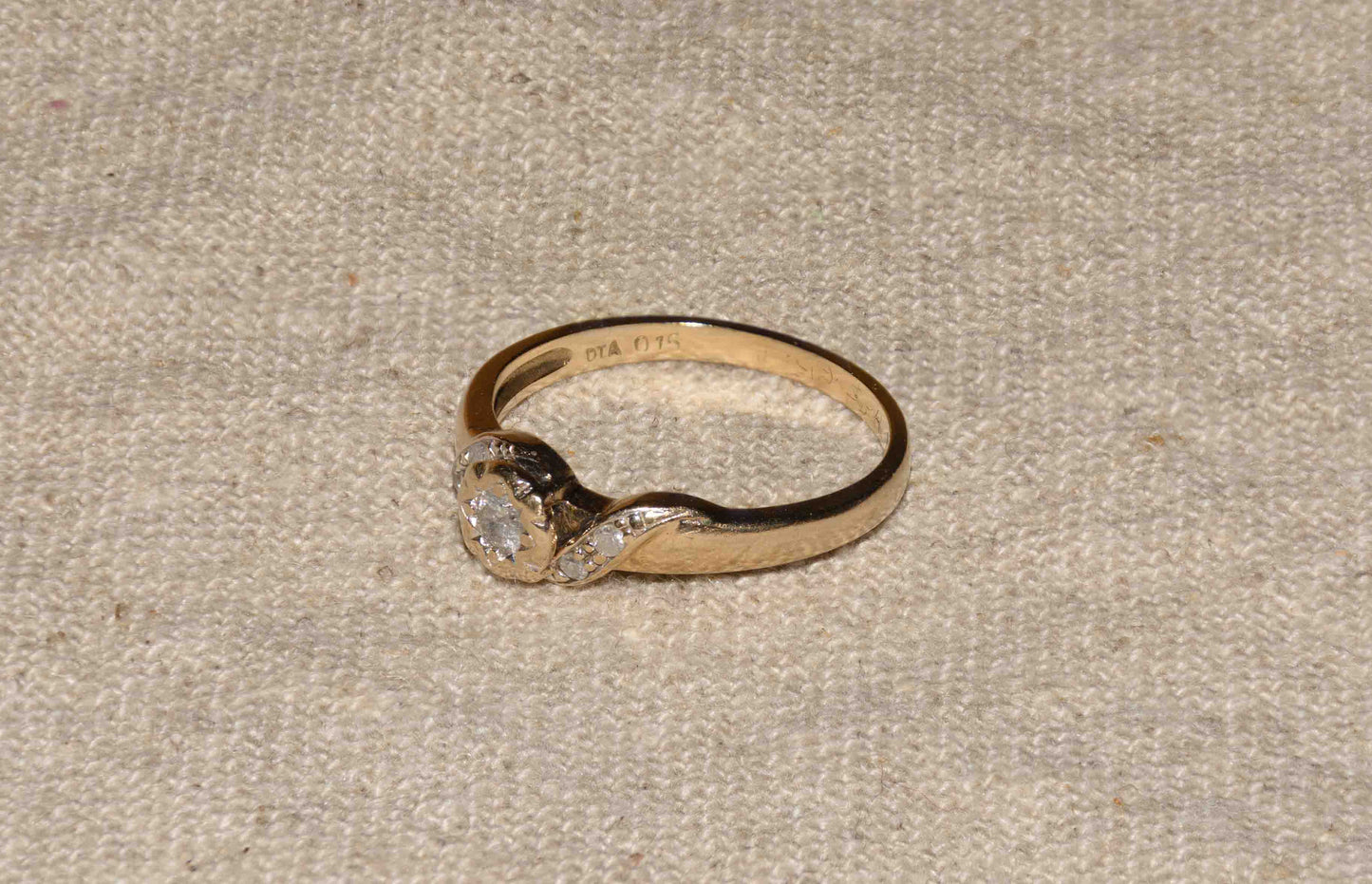 Diamant geelgoud solitair ring