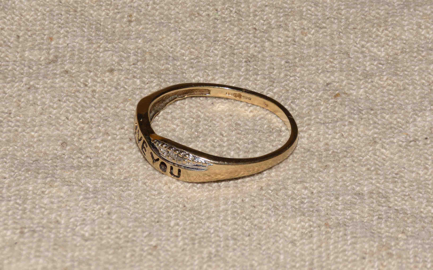 Diamant 'i love you' geelgoud ring