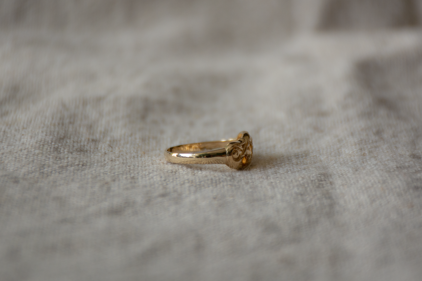 Citrien geelgoud trio ring