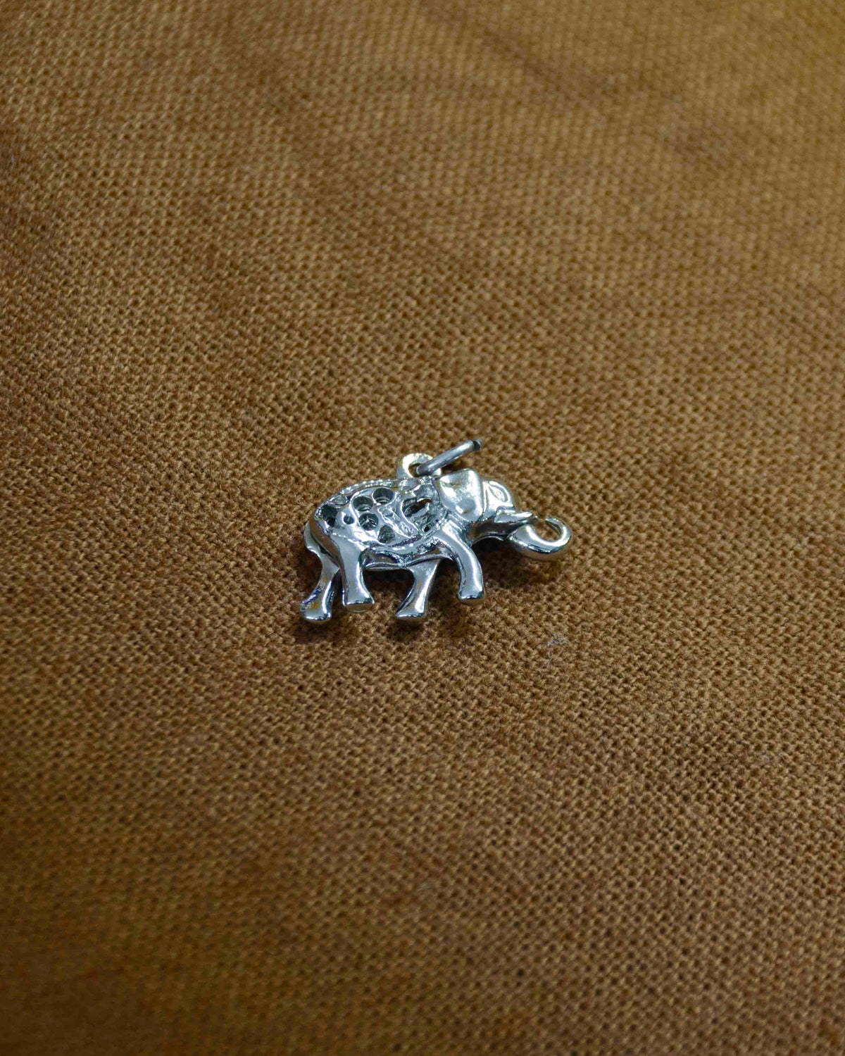 Zilver olifant kettinghanger
