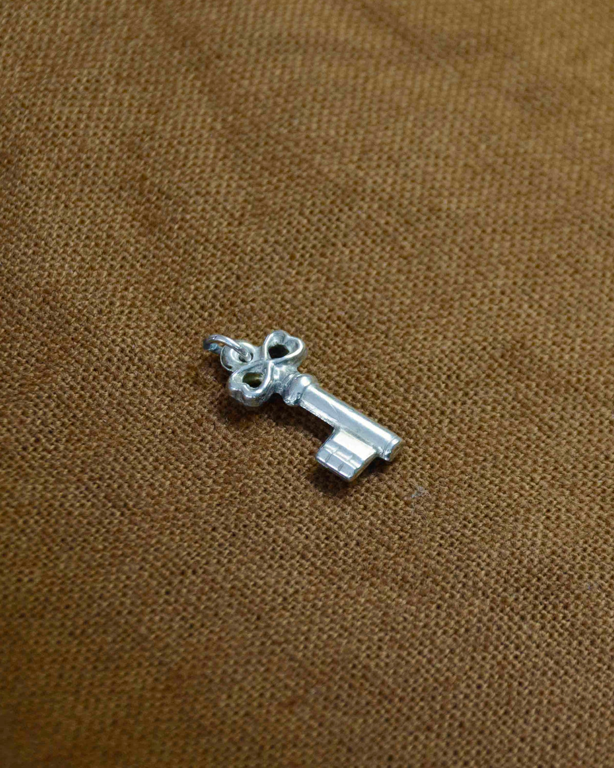 Zilver sleutel kettinghanger