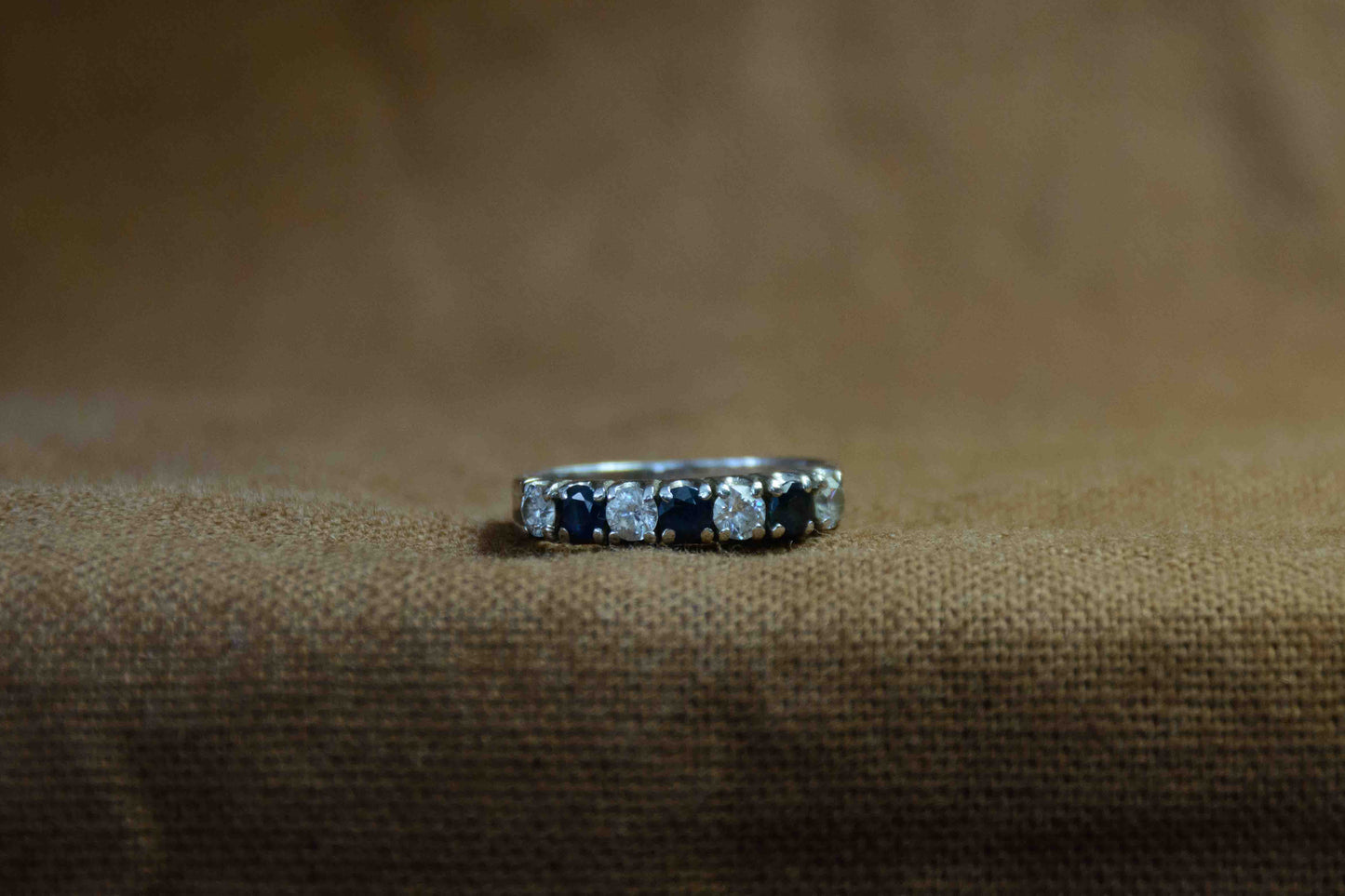 Ring saffier en zirkonia rij ring