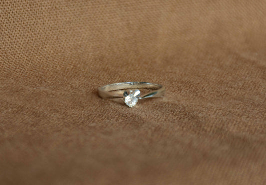 Zilver zirkonia bloem ring