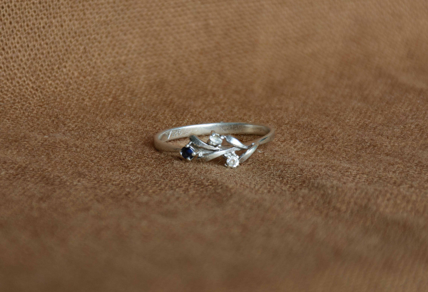 Zilver saffier zirkonia cluster ring