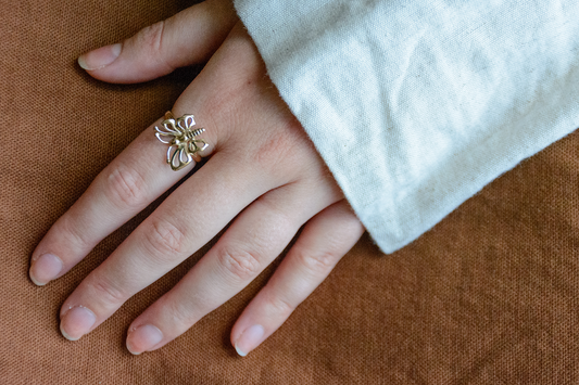 Yellow gold butterfly ring
